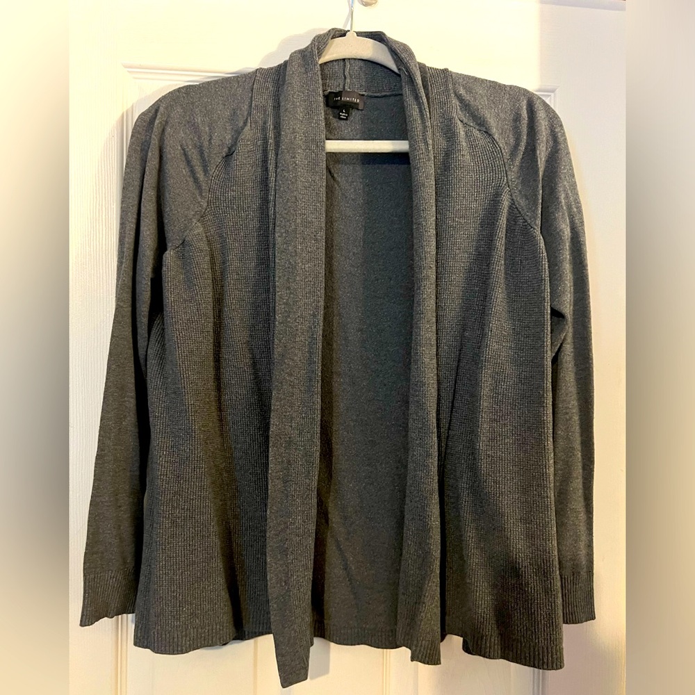 The limited gray cardigan, size large! Good used condition!